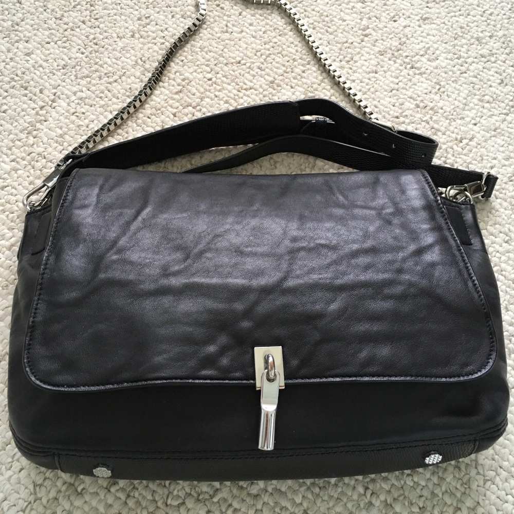 Elizabeth & James Cynnie lambskin black chain bag